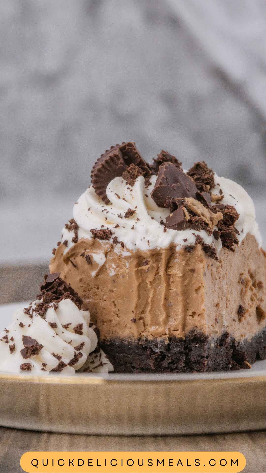 How to Make Oreo Peanut Butter Pie How to Make Oreo Peanut Butter Pie