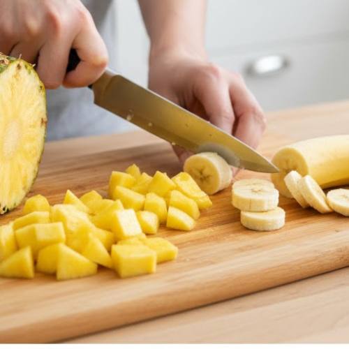 Step 2: Chop the Fruits Step 2: Chop the Fruits